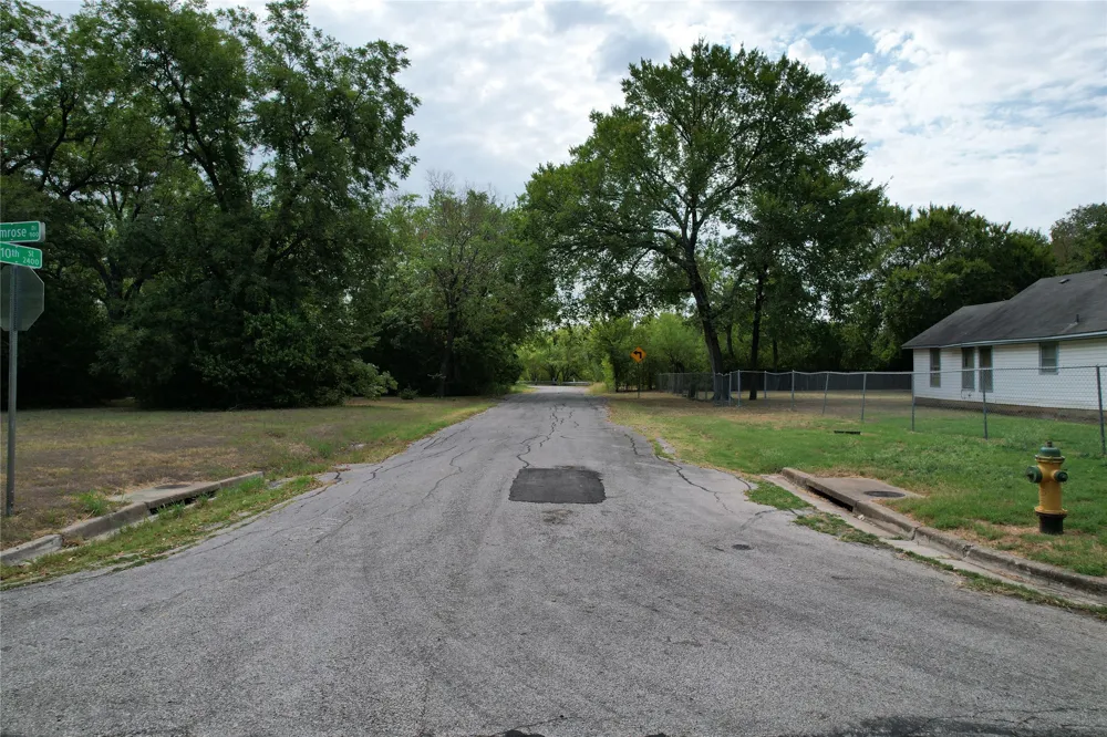 2600 S 10th Street Waco, TX 76706