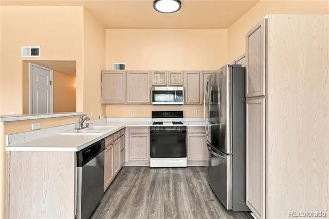9973 E Carolina Circle #201 Aurora, CO 80247