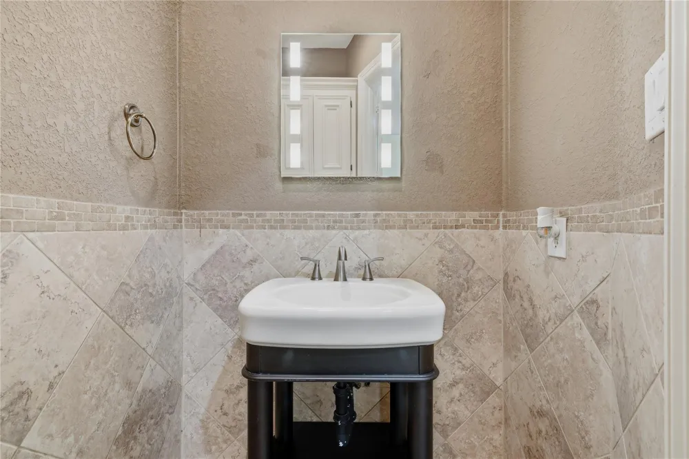 3319 Wild River Drive Richmond, TX 77406