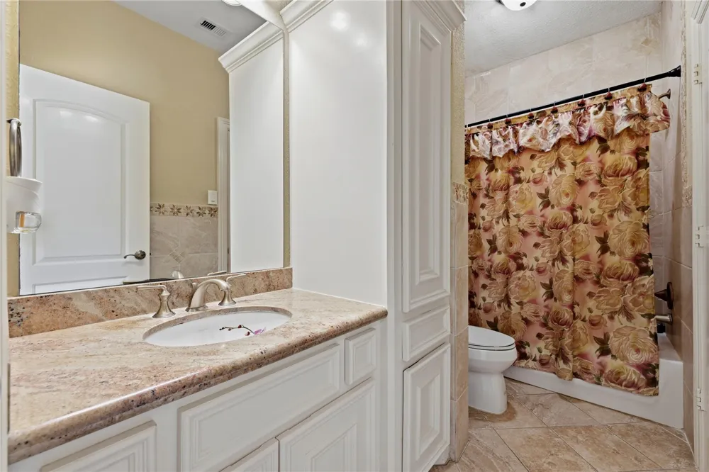 3319 Wild River Drive Richmond, TX 77406