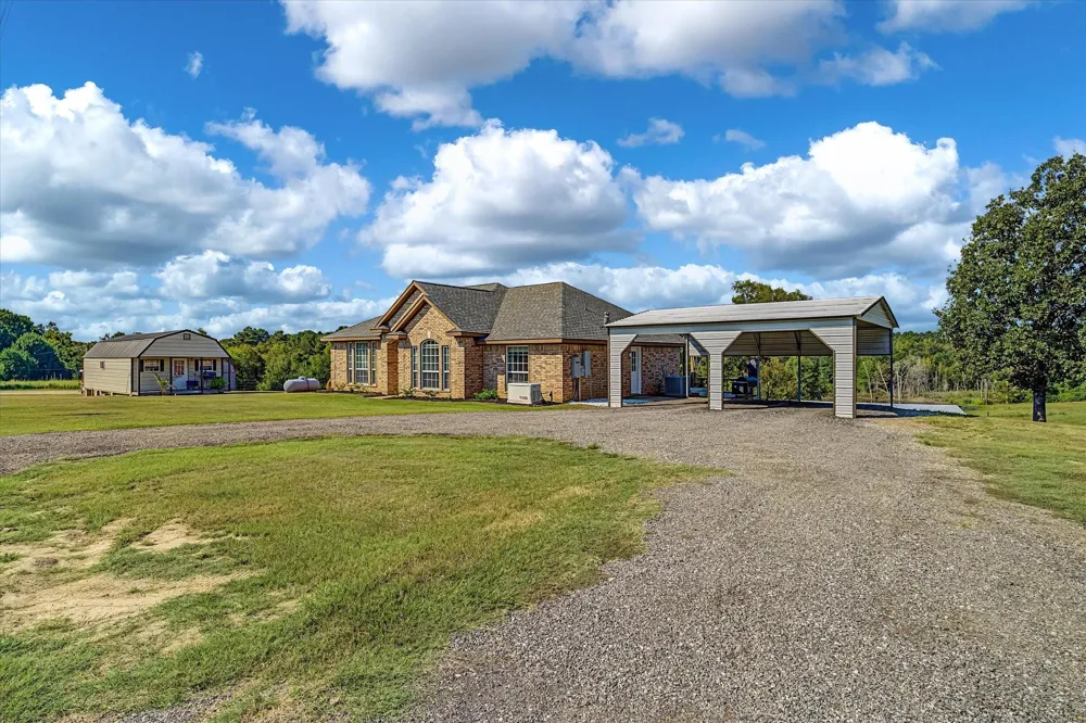 5278 Private Road 1429 Centerville, TX 75833