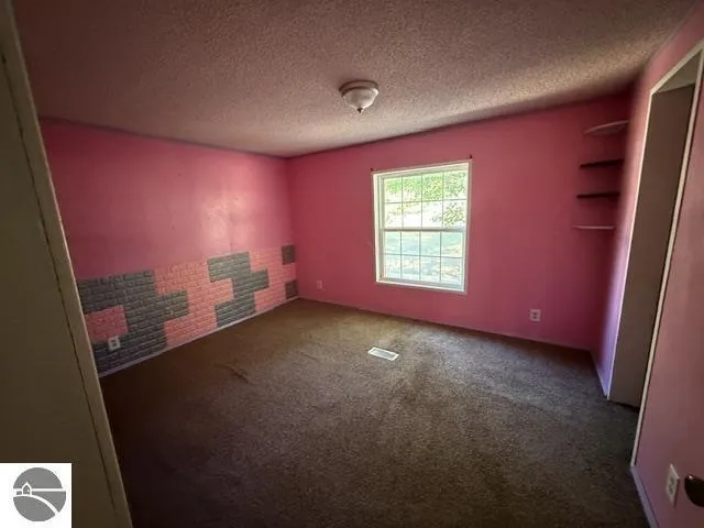 511 Oak Street Baldwin, MI 49304