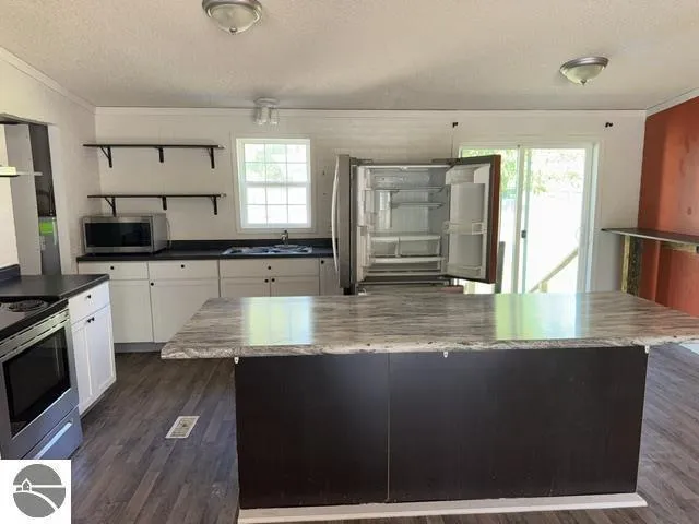 511 Oak Street Baldwin, MI 49304