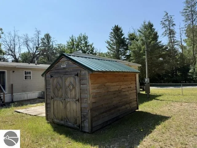 511 Oak Street Baldwin, MI 49304