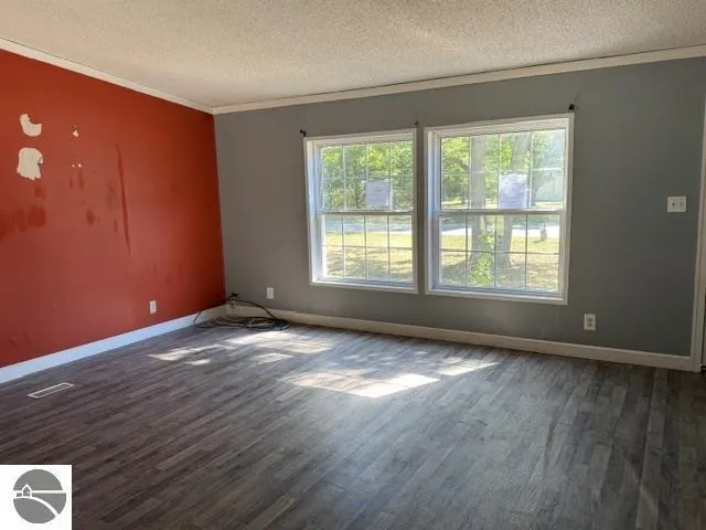 511 Oak Street Baldwin, MI 49304