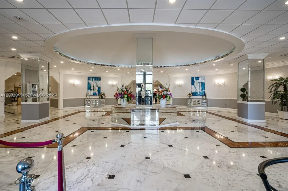 3800 S Ocean Dr #1716 Hollywood, FL 33019