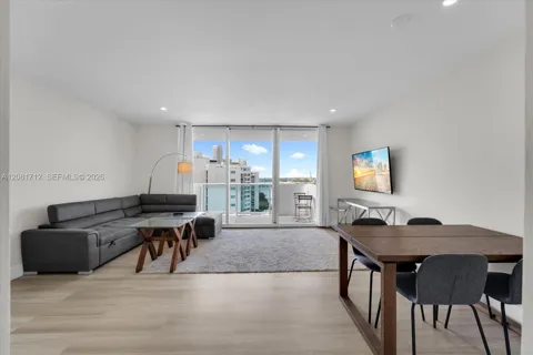 1200 West Ave #PH28
