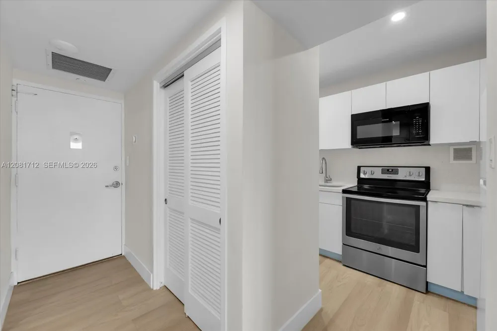 1200 West Ave #PH28 Miami Beach, FL 33139