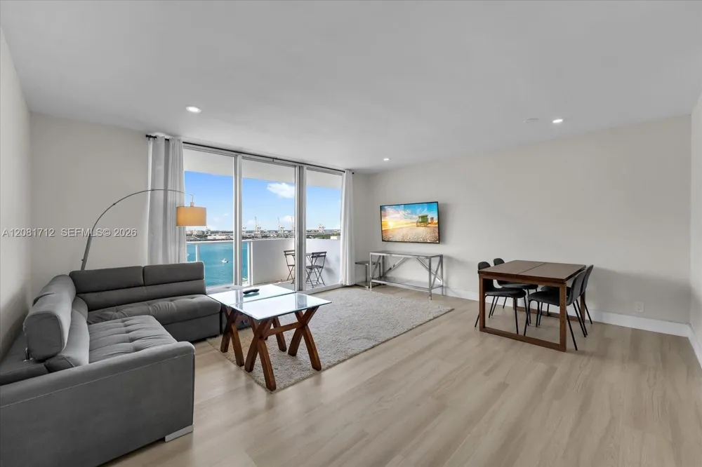 1200 West Ave #PH28 Miami Beach, FL 33139