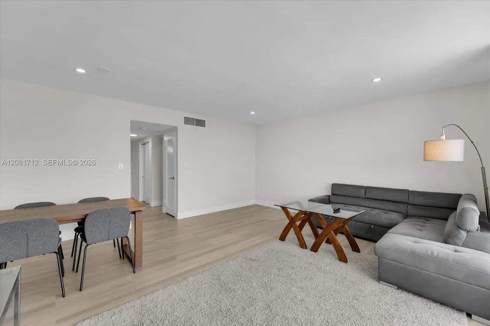1200 West Ave #PH28 Miami Beach, FL 33139