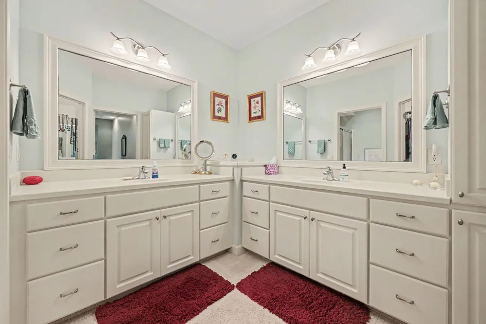 2860 Willow Ln Court NE Plainfield Charter Township, MI 49525