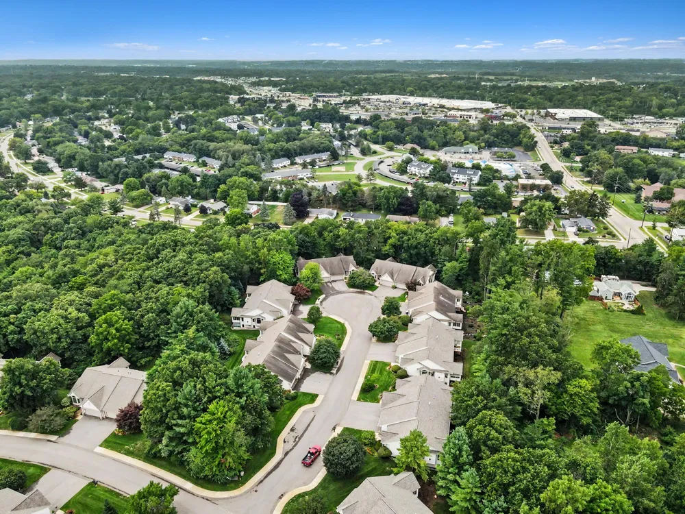2860 Willow Ln Court NE Plainfield Charter Township, MI 49525