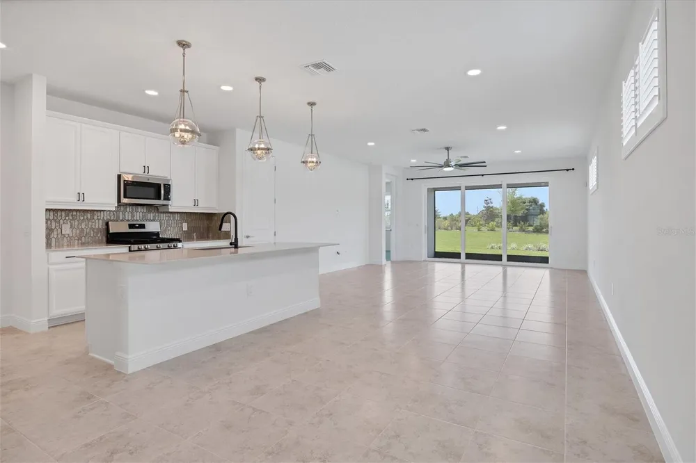 8177 STERNWAY ROAD Sarasota, FL 34240