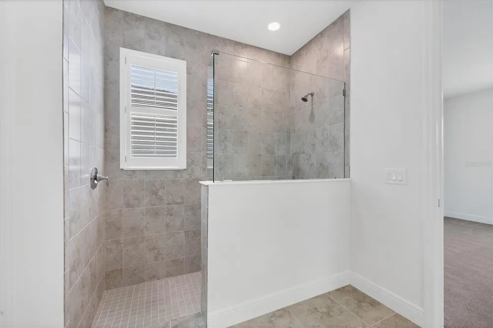 8177 STERNWAY ROAD Sarasota, FL 34240
