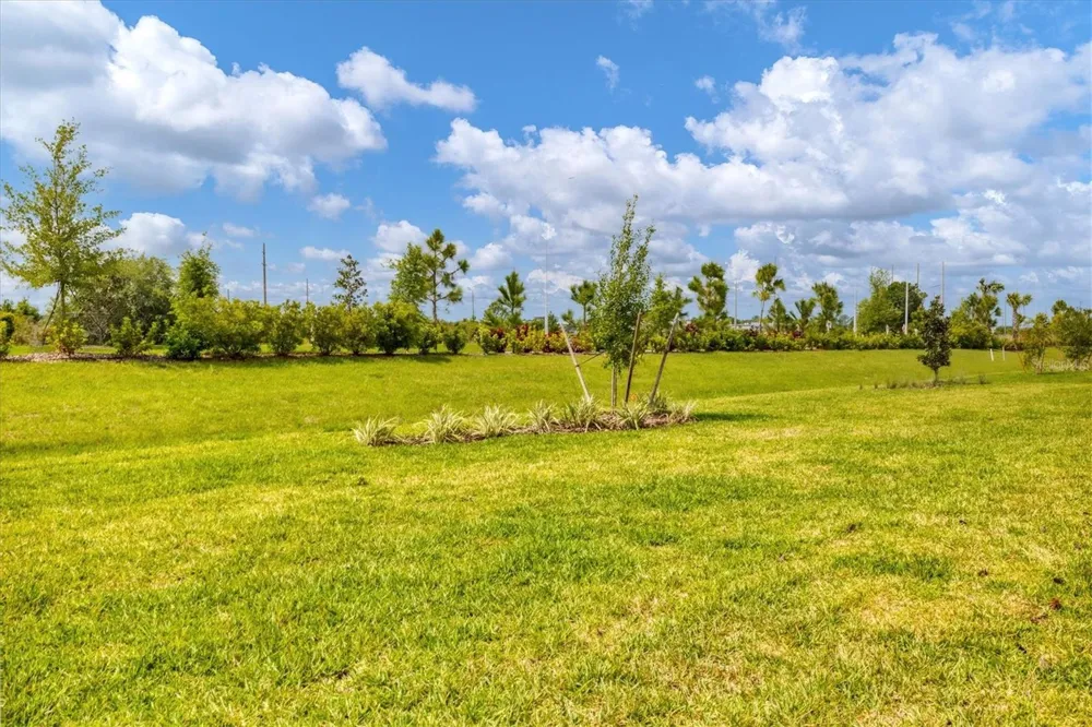 8177 STERNWAY ROAD Sarasota, FL 34240