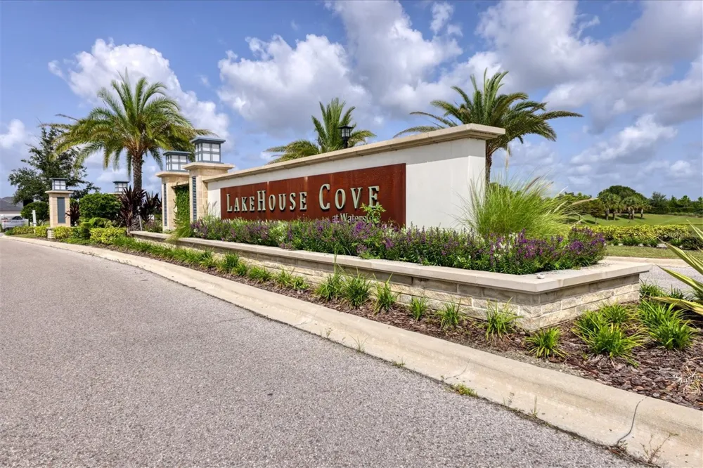 8177 STERNWAY ROAD Sarasota, FL 34240
