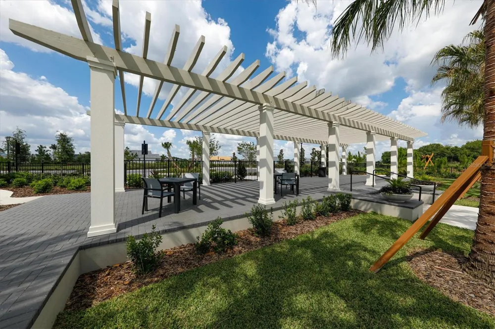 8177 STERNWAY ROAD Sarasota, FL 34240