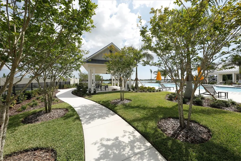8177 STERNWAY ROAD Sarasota, FL 34240