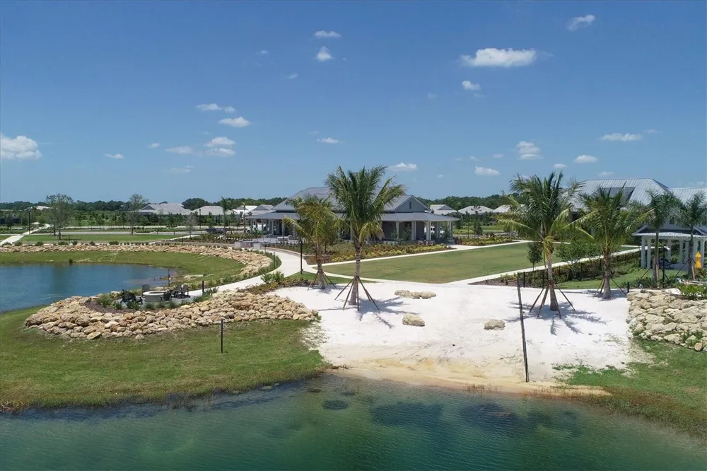 8177 STERNWAY ROAD Sarasota, FL 34240