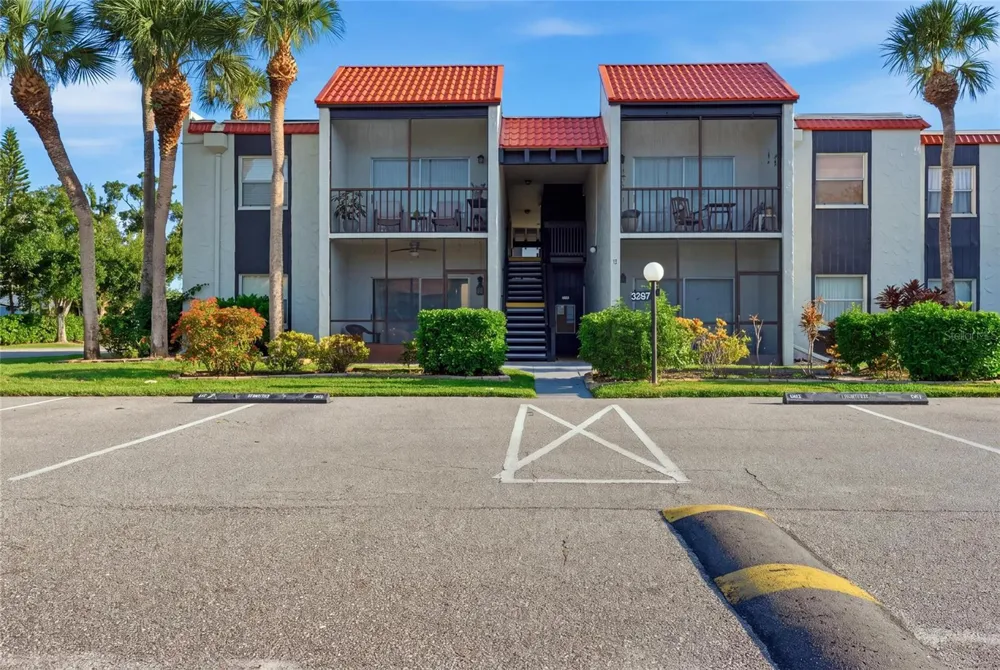 3267 BENEVA ROAD #203 Sarasota, FL 34232