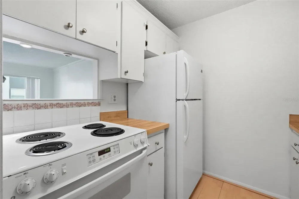 3267 BENEVA ROAD #203 Sarasota, FL 34232