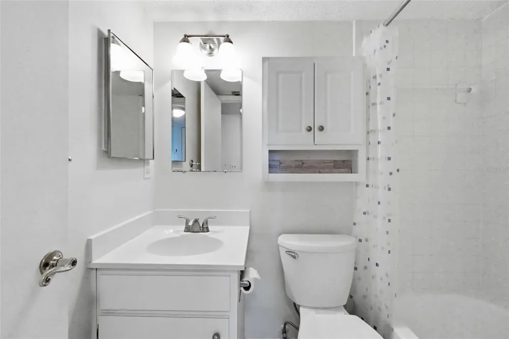 3267 BENEVA ROAD #203 Sarasota, FL 34232