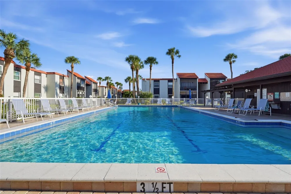 3267 BENEVA ROAD #203 Sarasota, FL 34232
