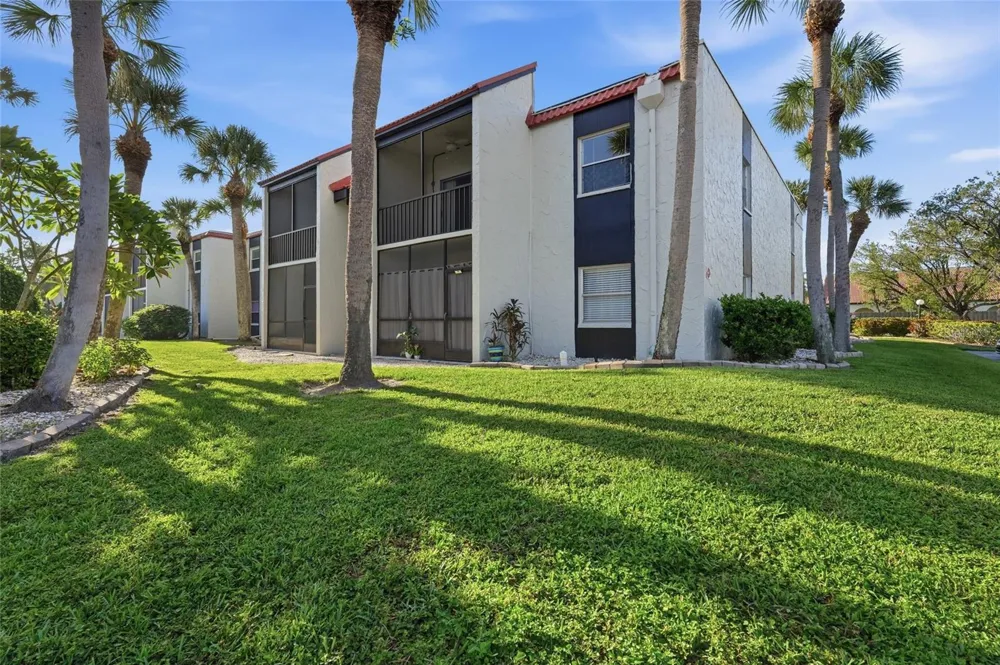 3267 BENEVA ROAD #203 Sarasota, FL 34232