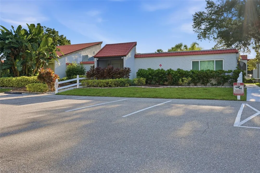 3267 BENEVA ROAD #203 Sarasota, FL 34232