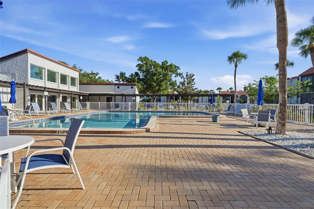 3267 BENEVA ROAD #203 Sarasota, FL 34232