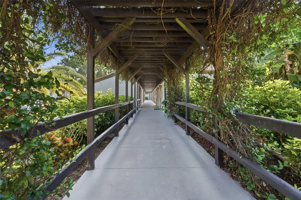 3267 BENEVA ROAD #203 Sarasota, FL 34232