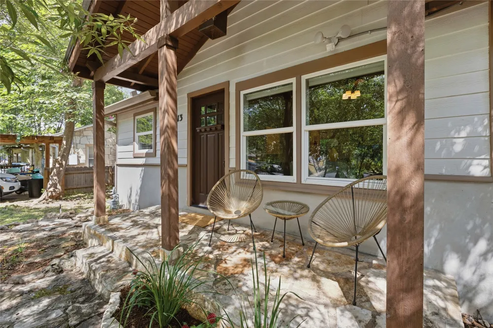 2113 Oxford Avenue Austin, TX 78704