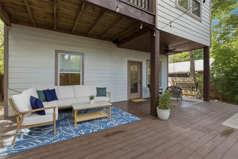 2113 Oxford Avenue Austin, TX 78704