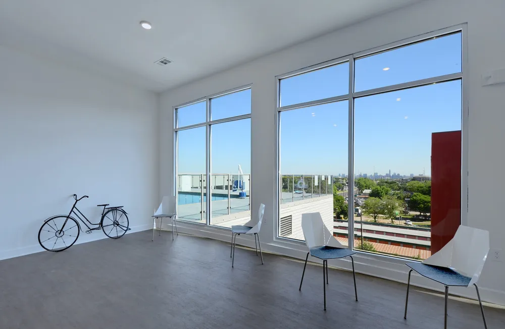 4361 S Congress Road #527 Austin, TX 78745