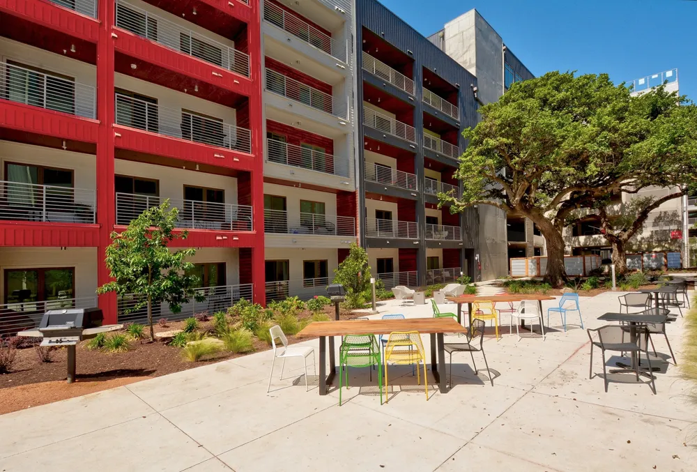 4361 S Congress Road #527 Austin, TX 78745