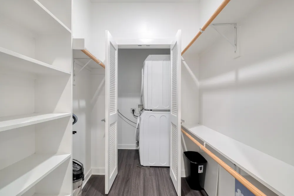 4361 S Congress Road #527 Austin, TX 78745