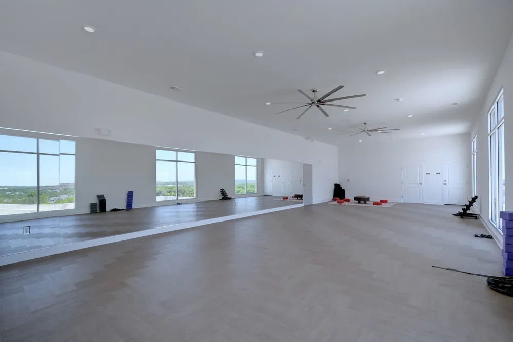 4361 S Congress Road #527 Austin, TX 78745
