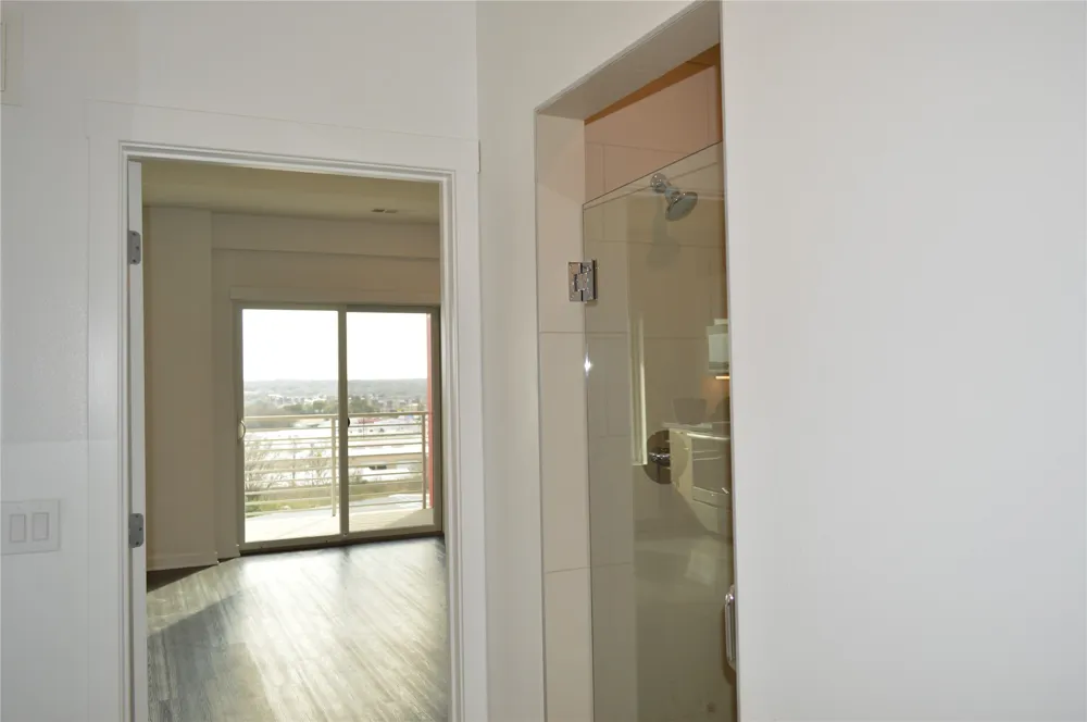 4361 S Congress Road #527 Austin, TX 78745