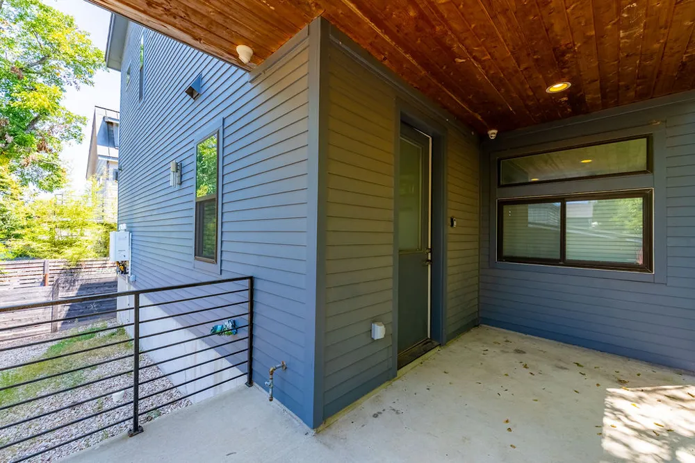 1902 SL Davis Avenue #1 Austin, TX 78702