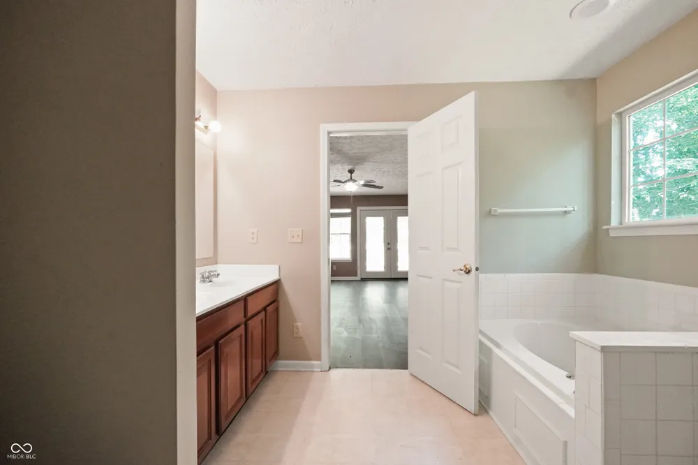 5682 Perry Road Martinsville, IN 46151