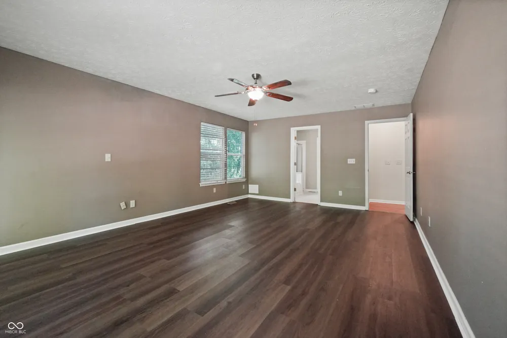 5682 Perry Road Martinsville, IN 46151