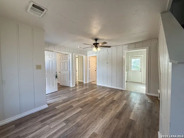 300 SCHMUCKS RD New Braunfels, TX 78132