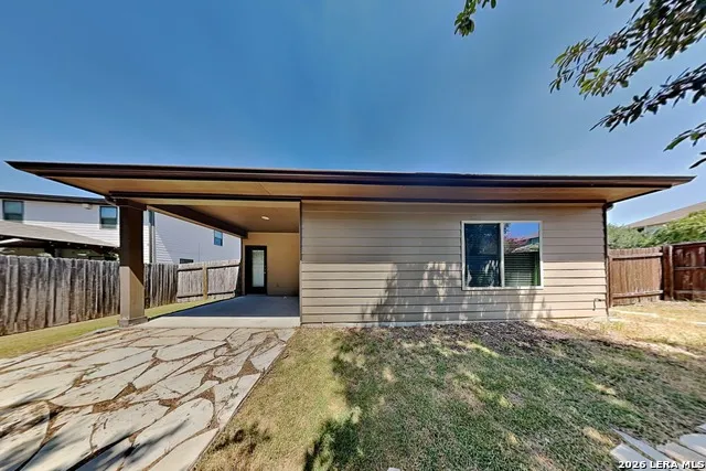 2832 Mistywood Lane Schertz, TX 78108