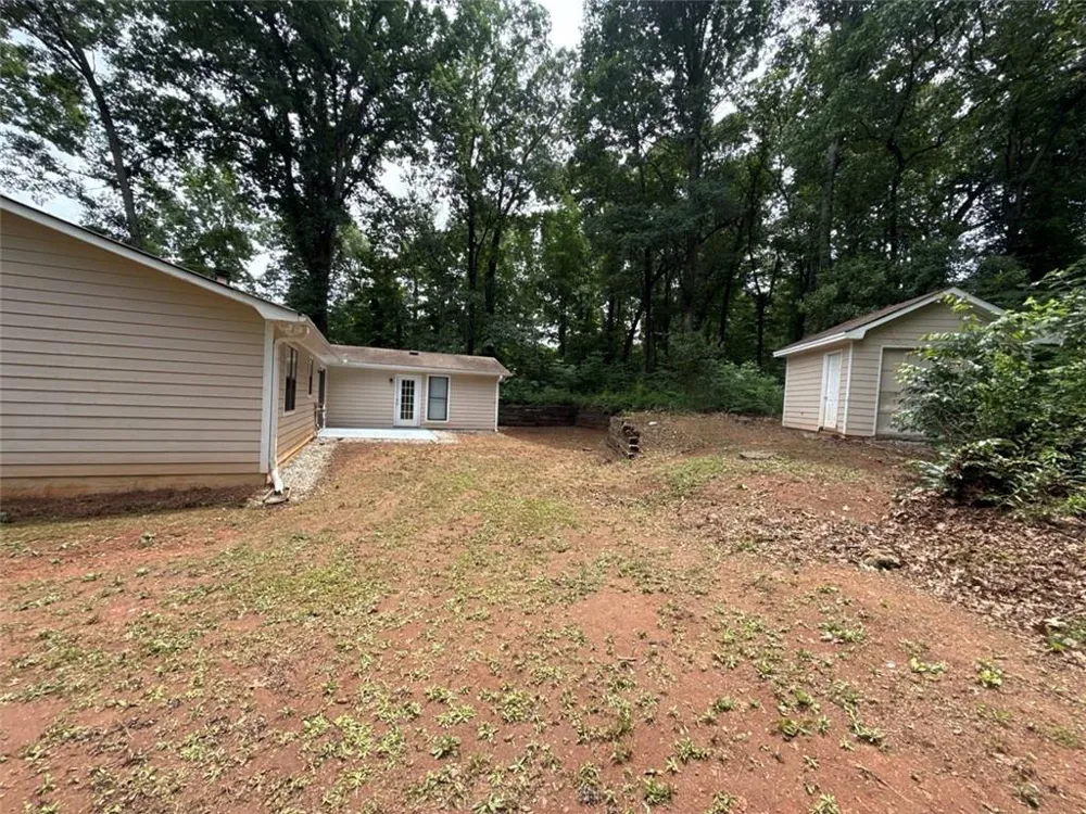 108 Hilltop Circle Stockbridge, GA 30281