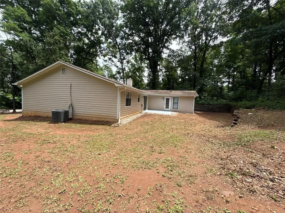 108 Hilltop Circle Stockbridge, GA 30281
