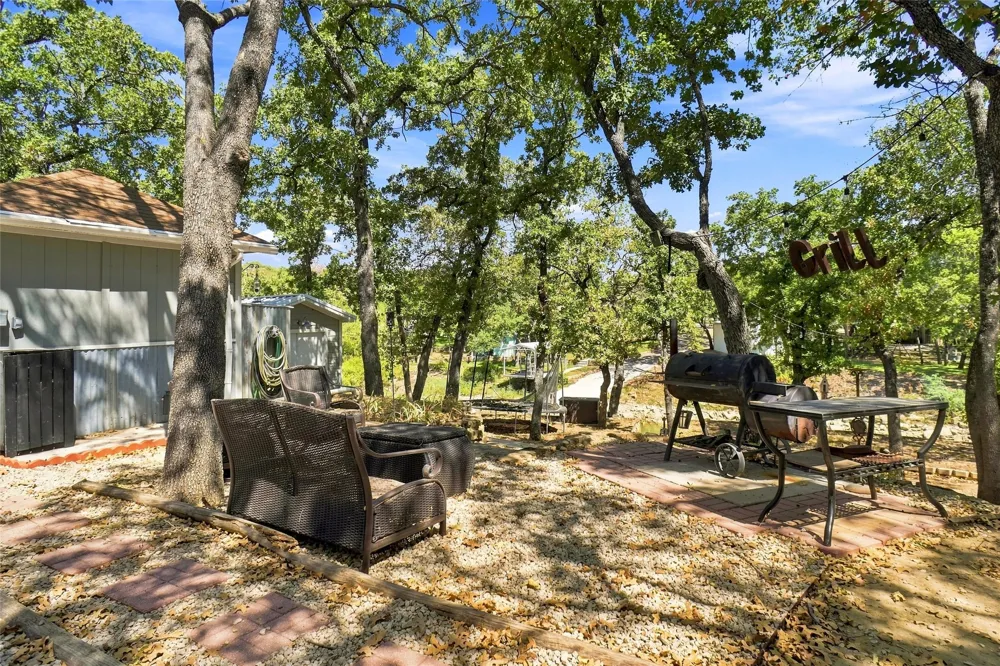 344 County Road 1743 Chico, TX 76431