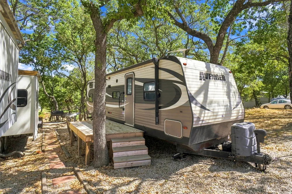 344 County Road 1743 Chico, TX 76431