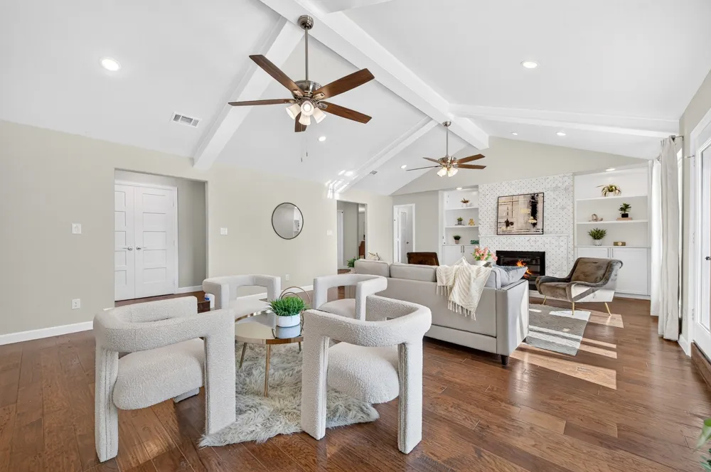 801 Highwoods Trail Fort Worth, TX 76112