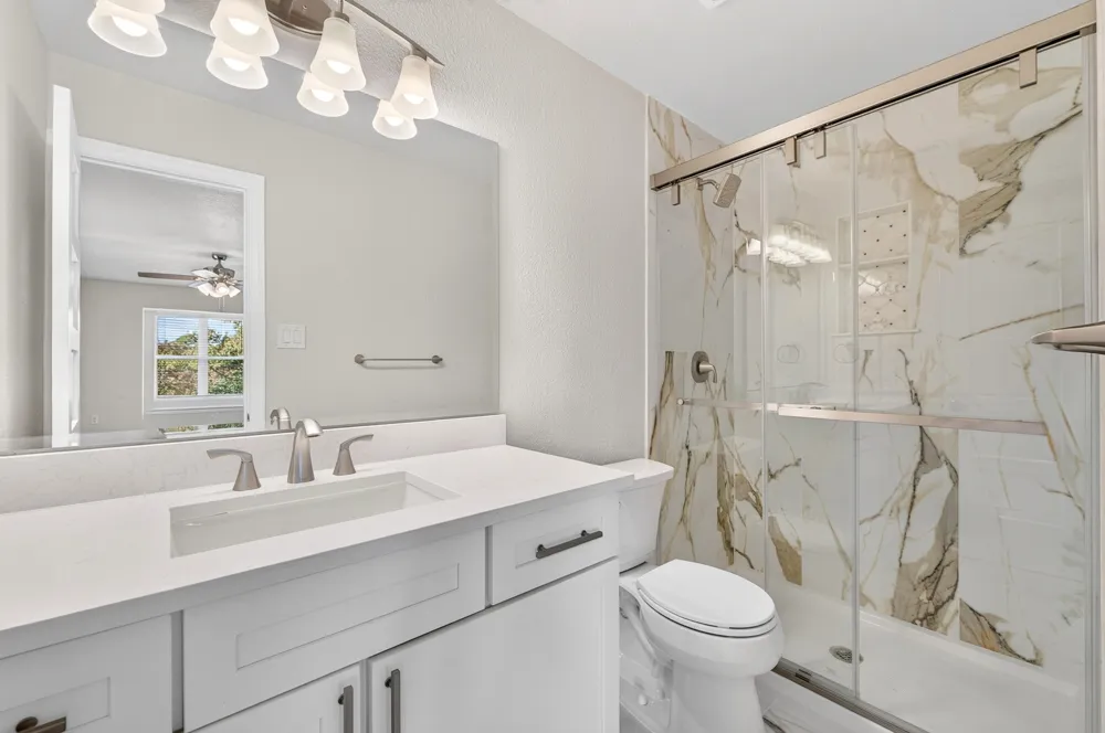 801 Highwoods Trail Fort Worth, TX 76112