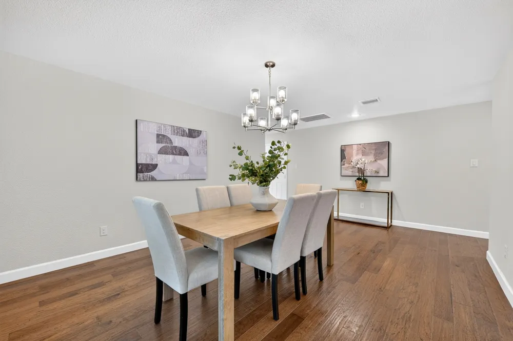 801 Highwoods Trail Fort Worth, TX 76112